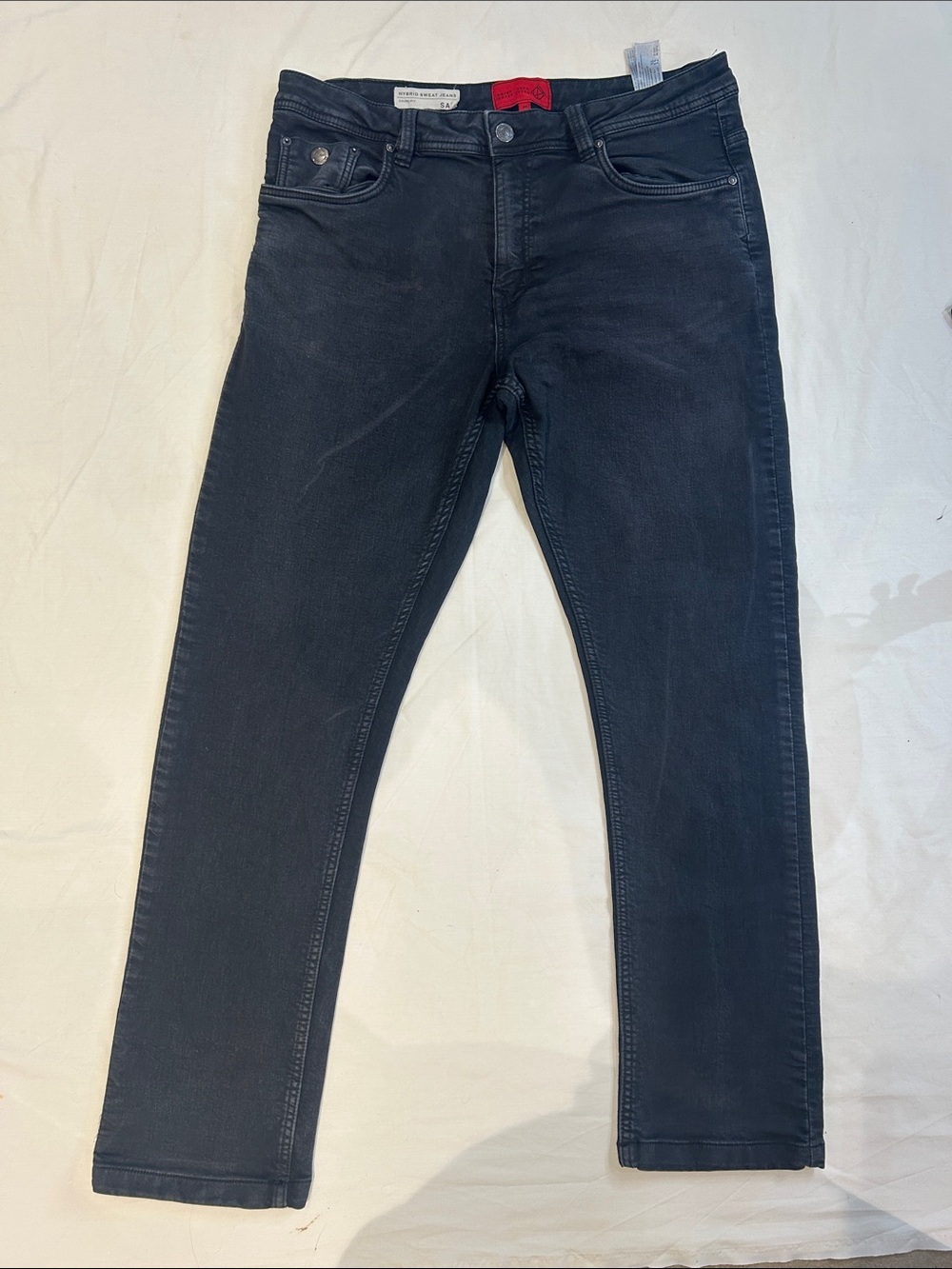 Slim Fit Men's Jeans in Washed Black - Classic Style SIZE : 36